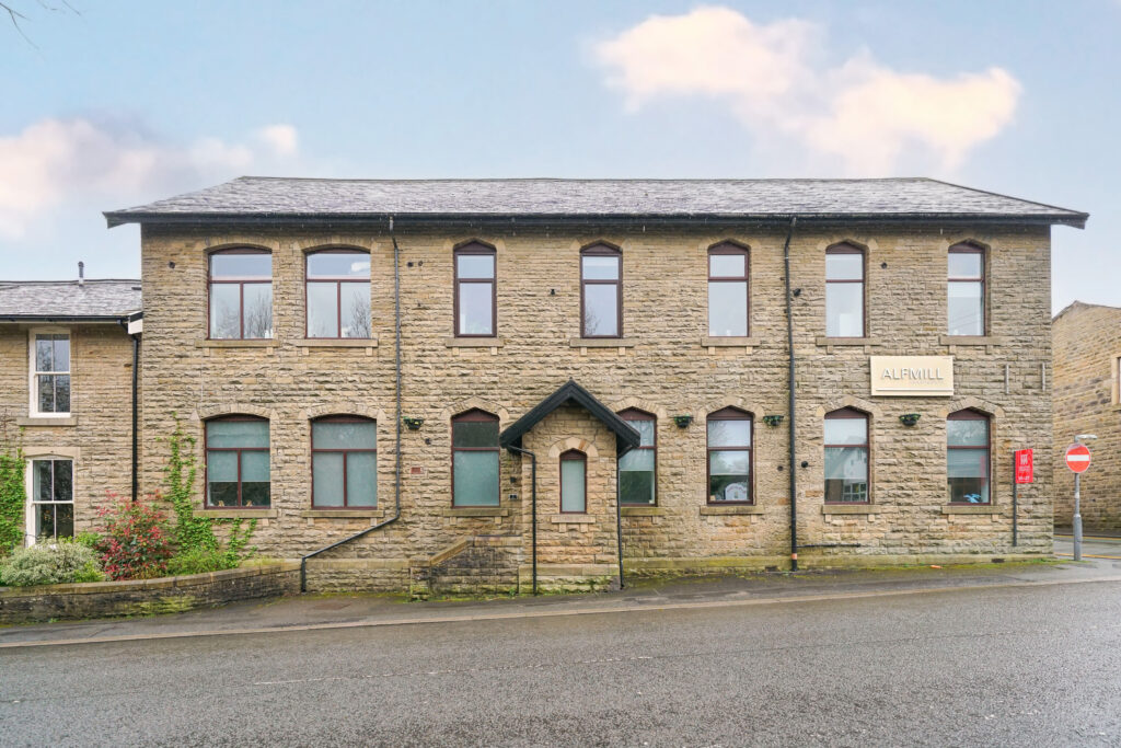 BLOCK OF 8 APARTMENTS, ALF MILL, WHITEHALL, DARWEN, LANCASHIRE, BB 3