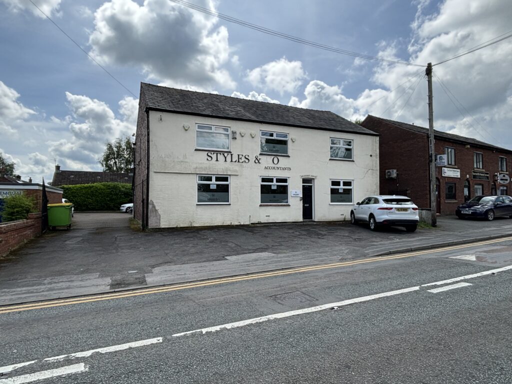 473 WARRINGTON ROAD, CULCHETH, WARRINGTON, CHESHIRE, WA3 5QU