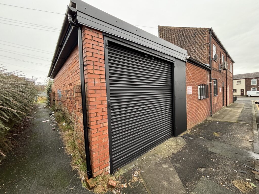 UNIT 1, 173 BOLTON ROAD, WALKDEN, GREATER MANCHESTER, M28 3BJ