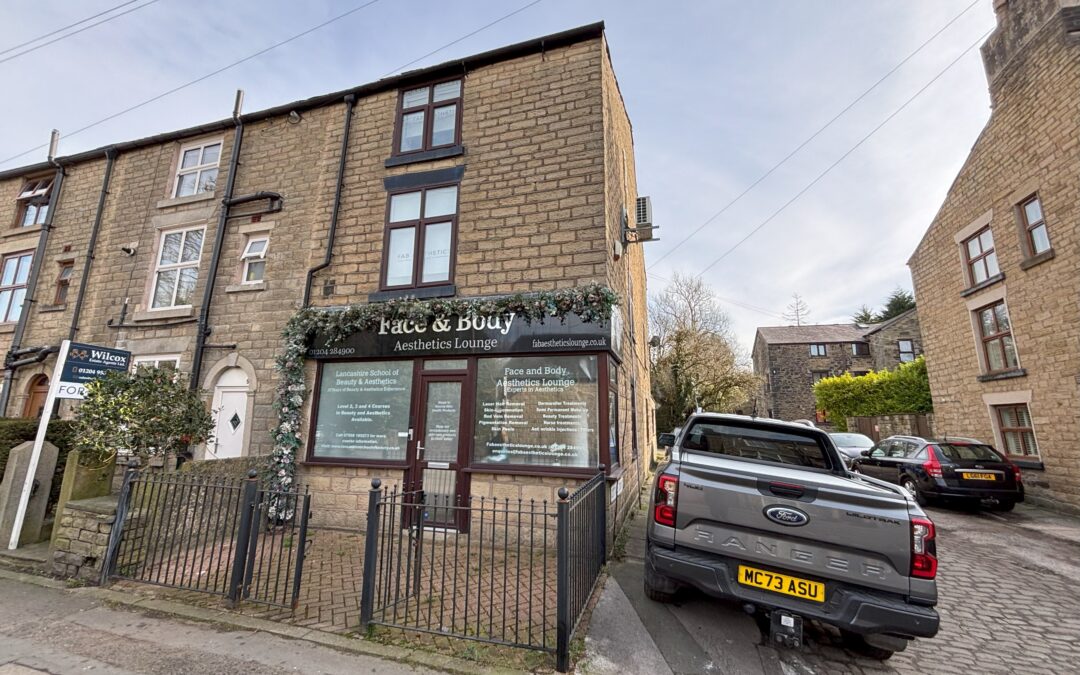 90 BRADSHAW ROAD, BRADSHAW, BOLTON, GREATER MANCHESTER, BL2 3EW