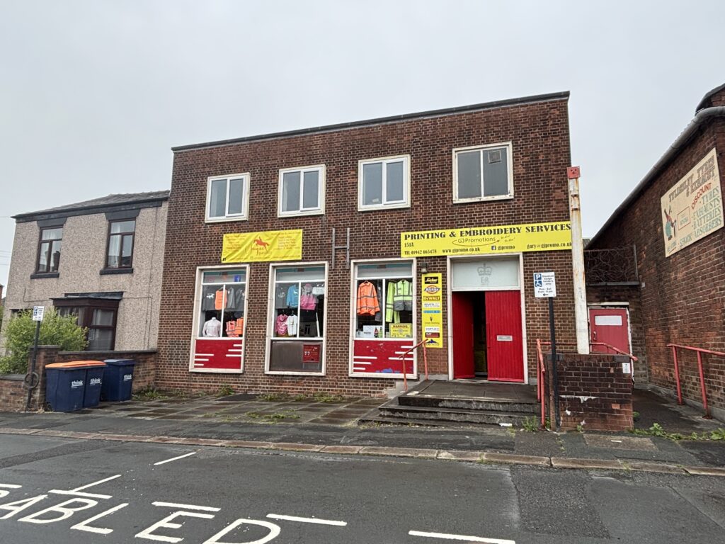 39 JOHNSON STREET, TYLDESLEY, GREATER MANCHESTER, M29 8AB