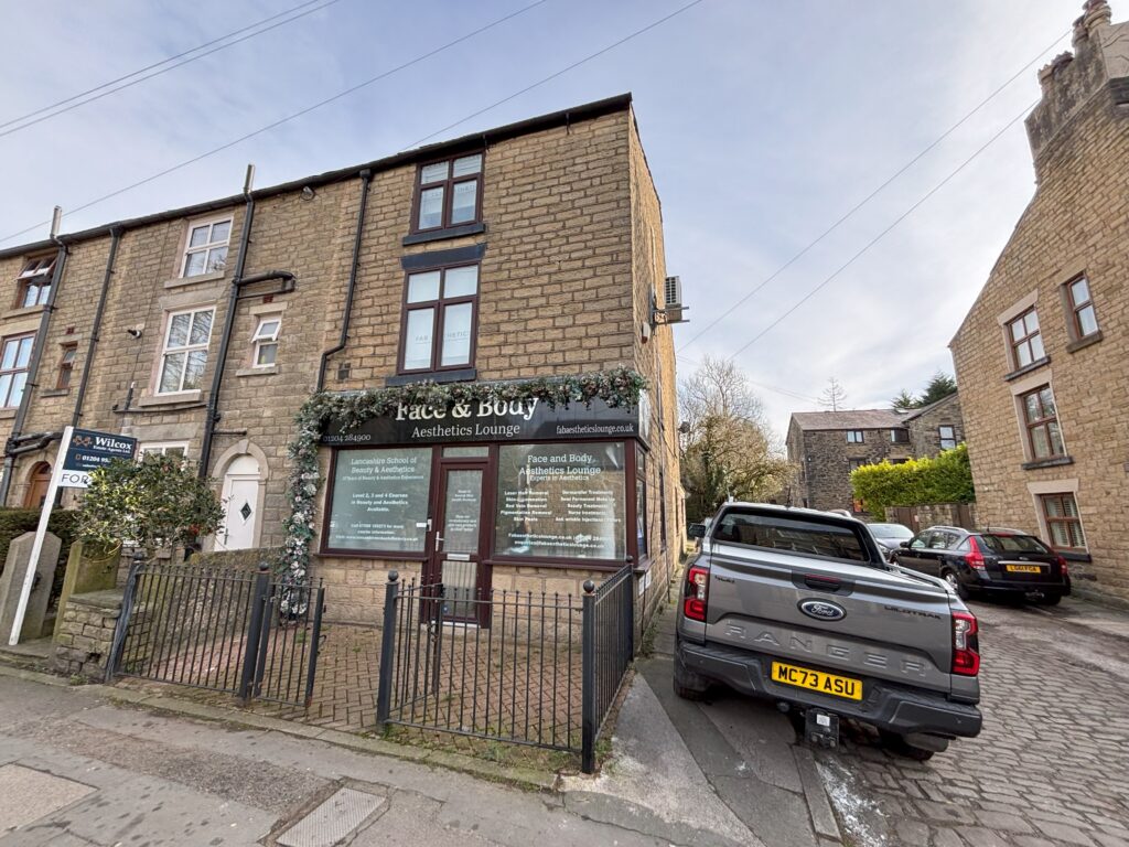90 BRADSHAW ROAD, BOLTON, GREATER MANCHESTER, BL2 3EW
