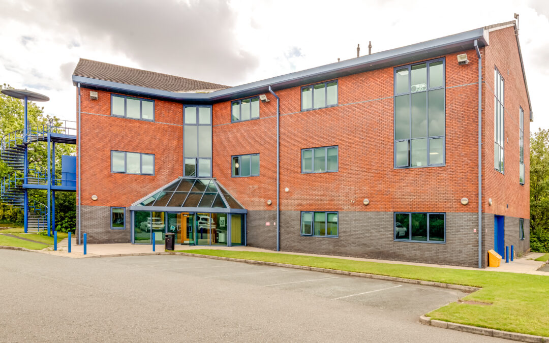 1 PAVILION SQUARE, WESTHOUGHTON, BOLTON, GREATER MANCHESTER, BL5 3AJ