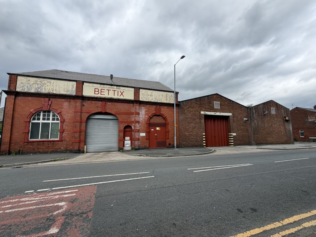 Unit 3 & Car Park, 178/200 Lever Street, Bolton, Bolton, Bolton, Lancashire, BL3 6NZ