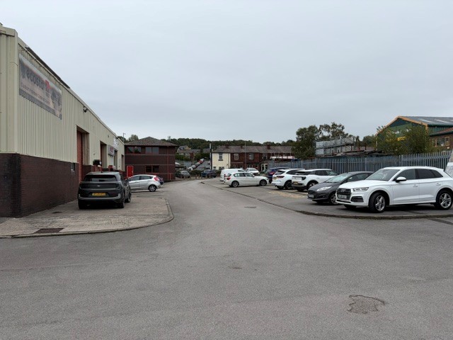 Unit 5, Stirling Industrial Estate, Chorley New Road, Horwich, Bolton, BL6 6PU